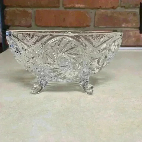 Vintage Footed Crystal Candy Bowl/Dish With Lid..Oval Shaped With Etching 4 Feet - Picture 11 of 16